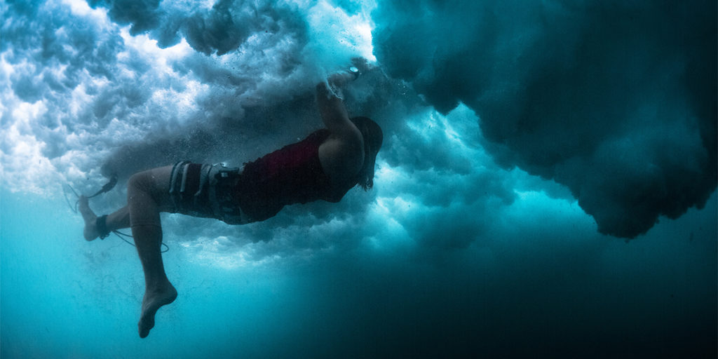 how to paddle out in big surf turtle roll
